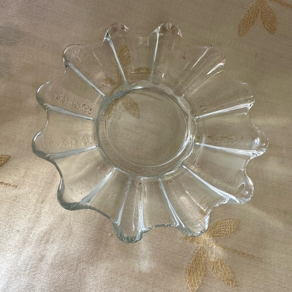 Vintage Federal Clear Glass Flower Candle / Votive Holder / Trinket Dish.